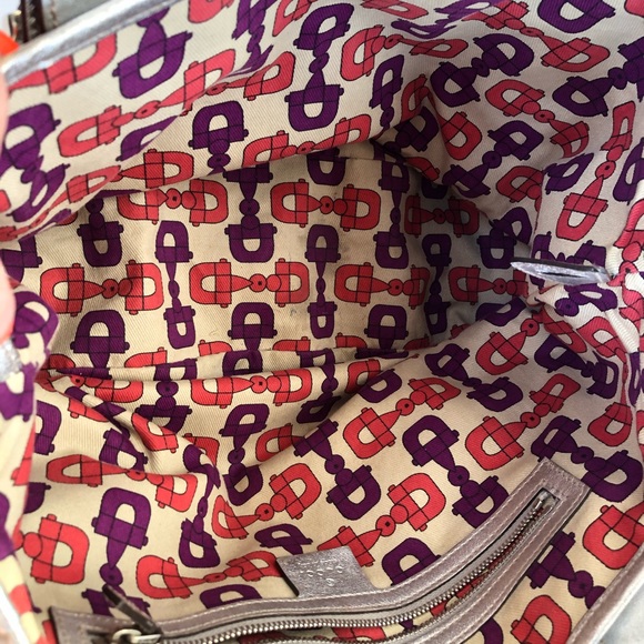 Rare Silver Gucci Guccisima Pelham - Picture 12 of 16